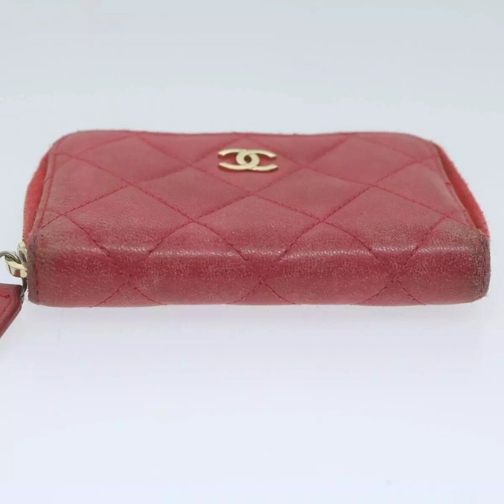 AUTHENTICITY GUARANTEED CHANEL Matelasse Coin Purse Lamb Skin Red CC - Picture 4 of 15